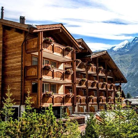 Wellnesshotel Schweizerhof Saas Fee Dış mekan fotoğraf